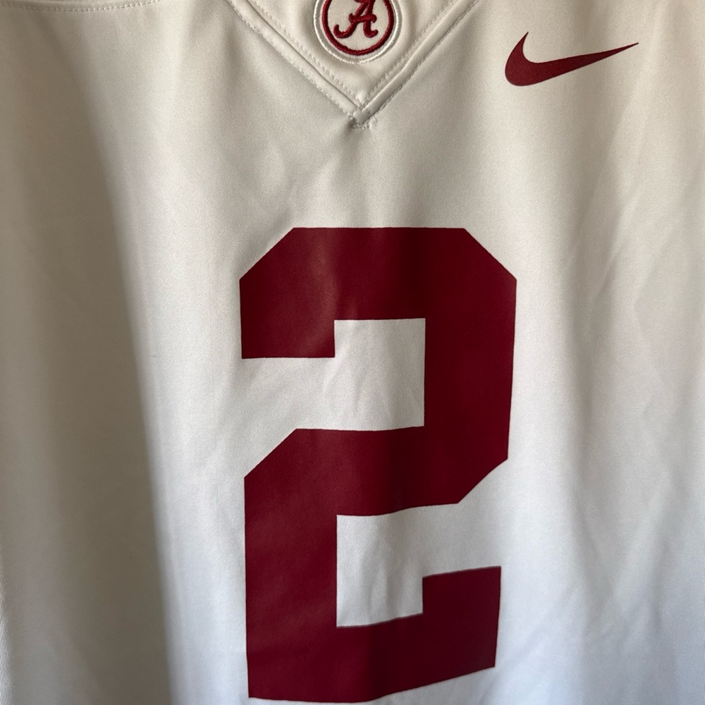 Nike Men's White Jersey with Red Number - Picture 2 of 7
